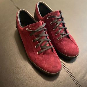 Authentic Gucci sneakers